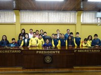 Alunos de escola municipal realizam visita de estudos à Câmara de Canoinhas
