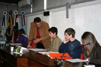 Câmara de Vereadores de Canoinhas auxilia alunos que representam o norte Catarinense no programa Parlamento Jovem