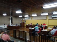 Câmara quer saber se município fará aquisição de novos semáforos