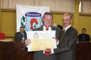 Ex-vereadores recebem o certificado de “Amigo de Canoinhas”