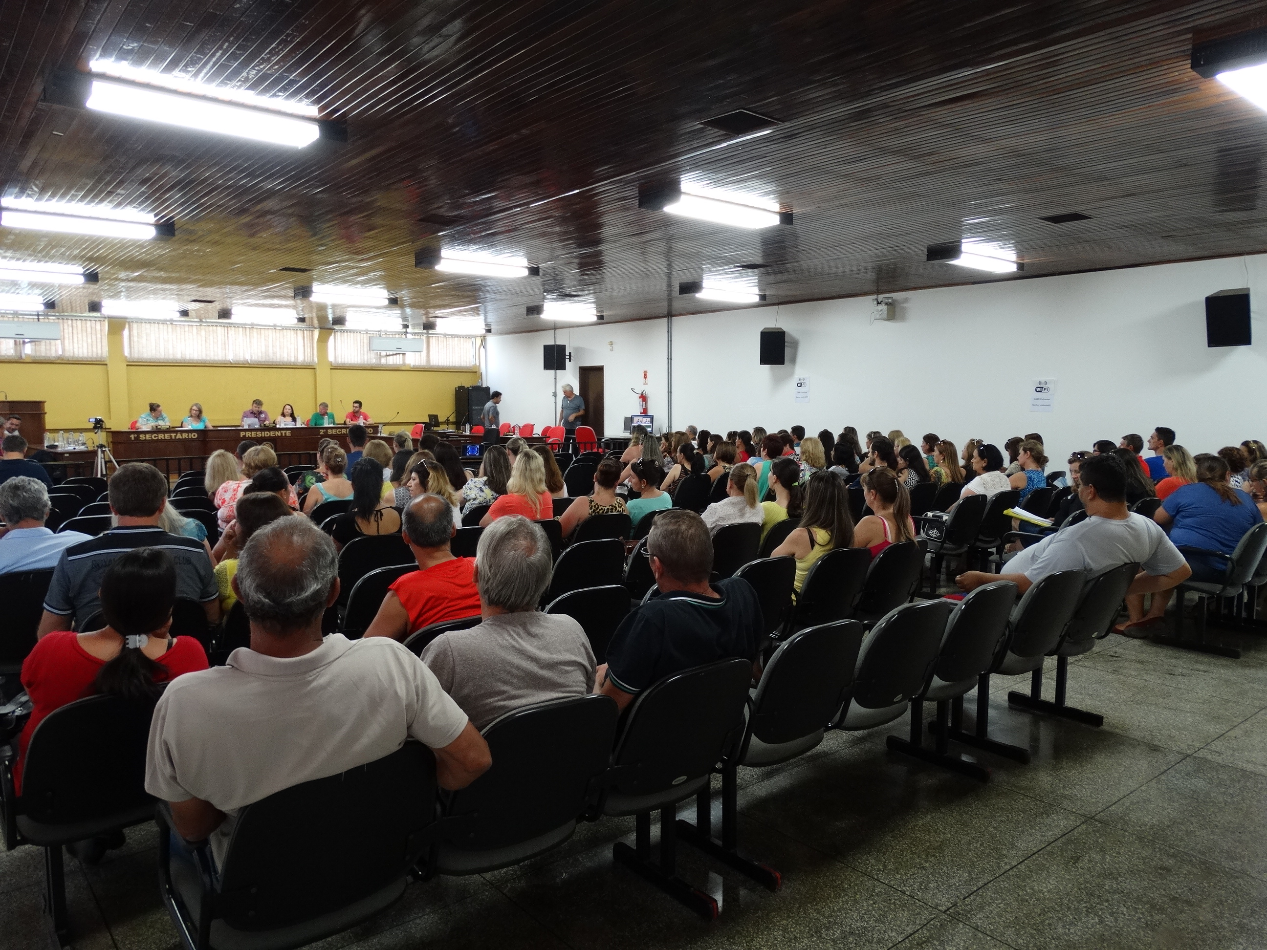 Funcionalismo público avaliza vereadores a aprovarem criação do Instituto Previdenciário Municipal