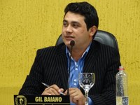 Gil Baiano oferece sala da presidência da Câmara para abrigar provisoriamente a Farmácia do SUS