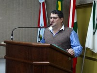 Professor da UnC discute desenvolvimento do município 