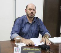 Vereador Gil Baiano se licencia e Chico Mineiro assume a cadeira