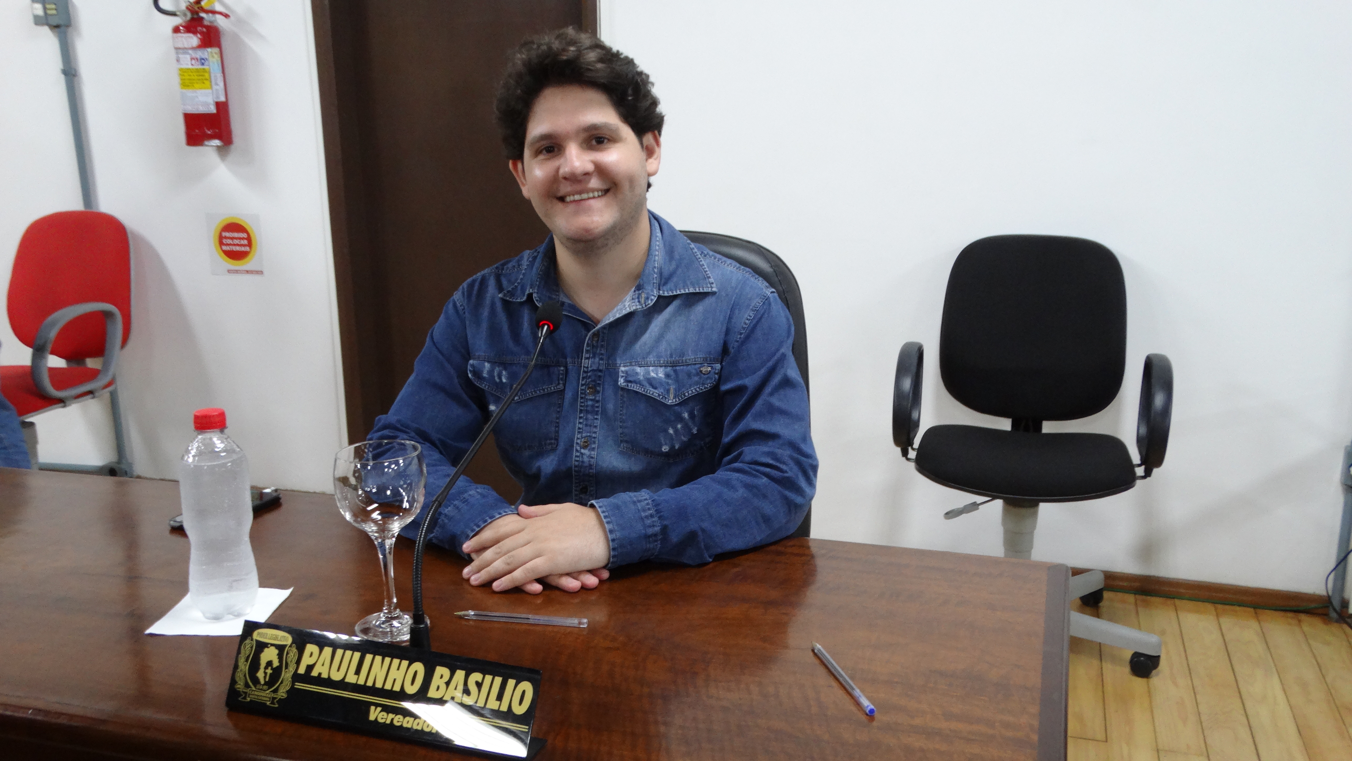 Vereador Paulinho Basílio solicita relatório da Ouvidoria Municipal
