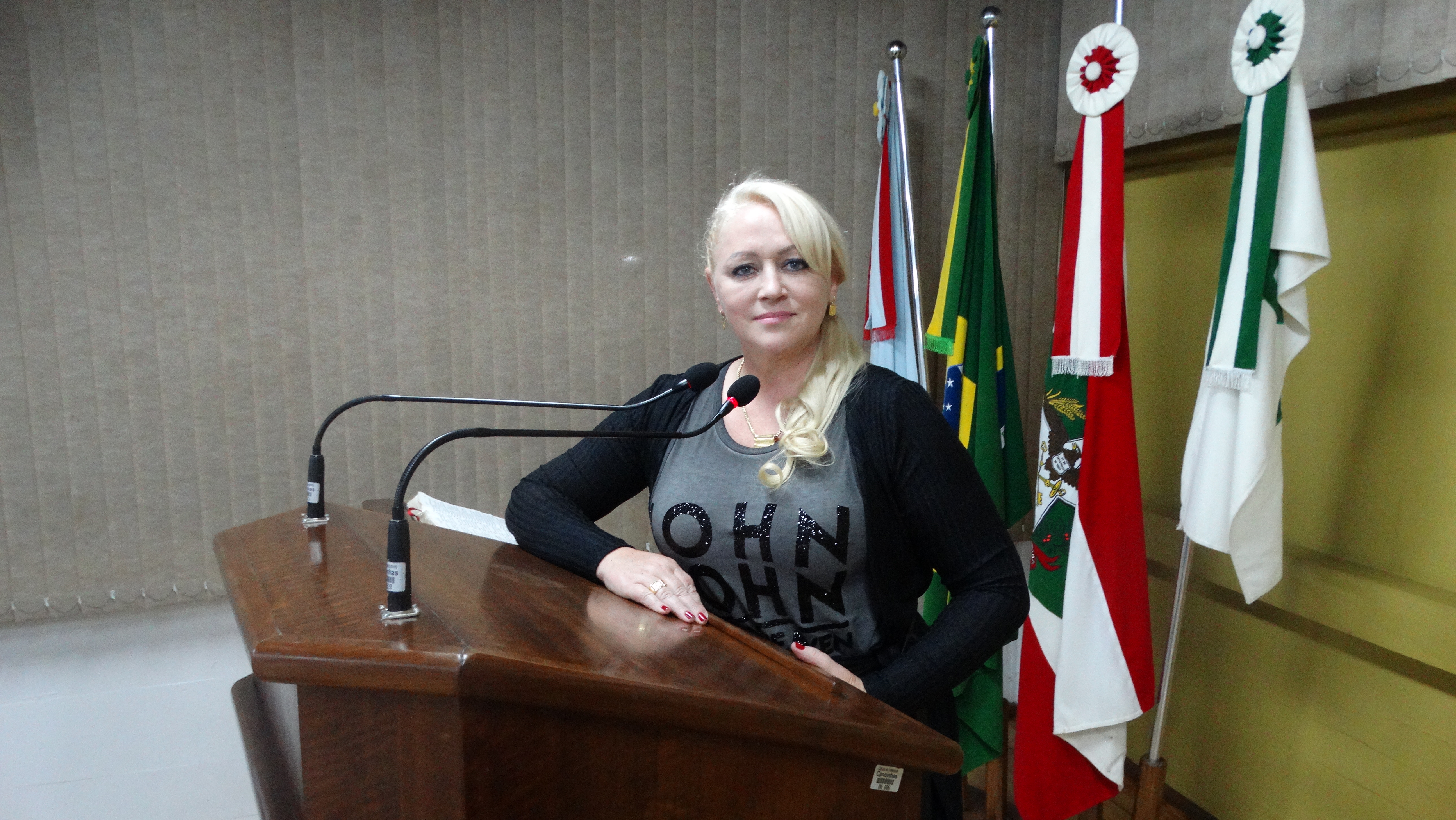 Vereadora Telma Bley solicita informações sobre o Transporte Coletivo no município de Canoinhas
