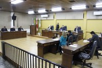 Vereadores aprovam Projeto de Lei autorizando o Município de Canoinhas a adquirir terrenos através do FROHAB para famílias da Vila da Esquadrias São José