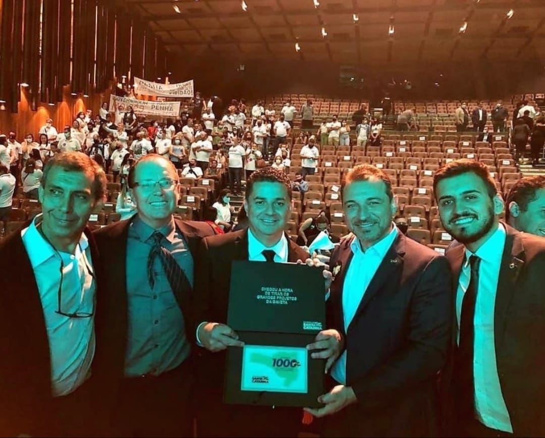 Vereadores participam do lançamento do programa "PLANO 1000" do Governo de Santa Catarina 